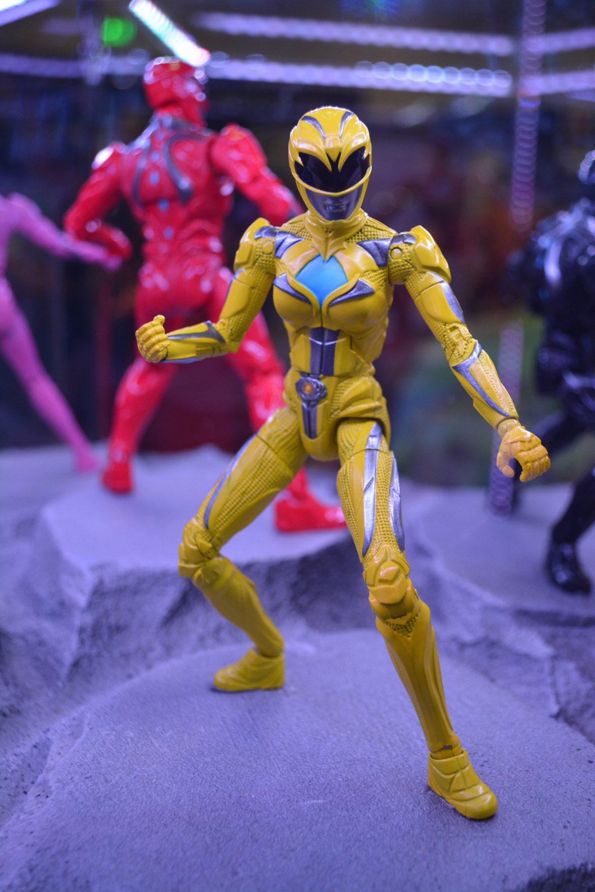 SDCC16: Power Rangers Action Figures Show New Movie Look - Previews World
