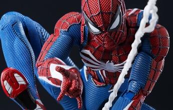 Threezero's DLX Advanced Suit 2.0 Spidey Zips into Comic Shops