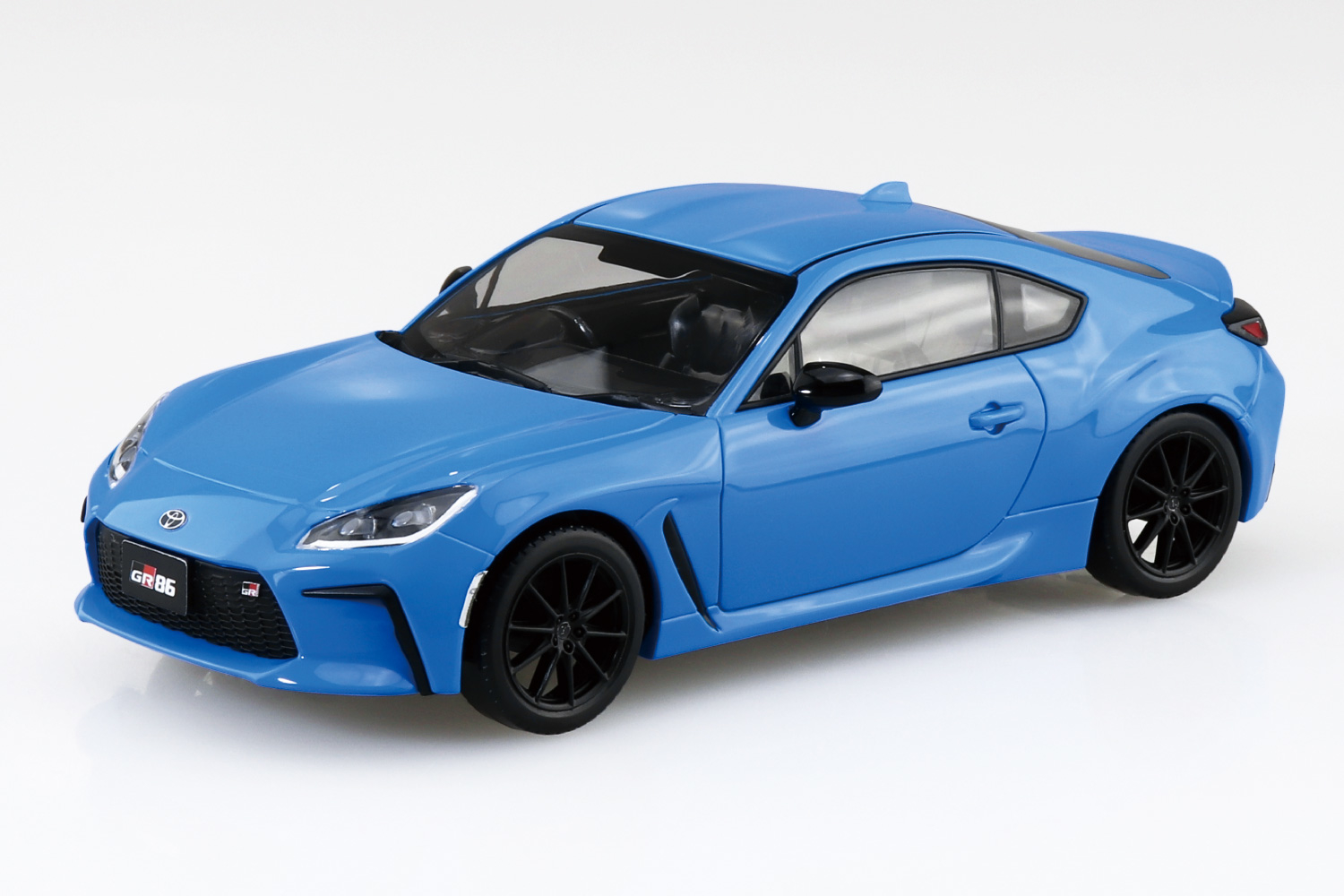 GR86ミニカー NOV237597 - TOYOTA GR 86 BRIGHT BLUE 1/32 PLASTIC MODEL KIT
