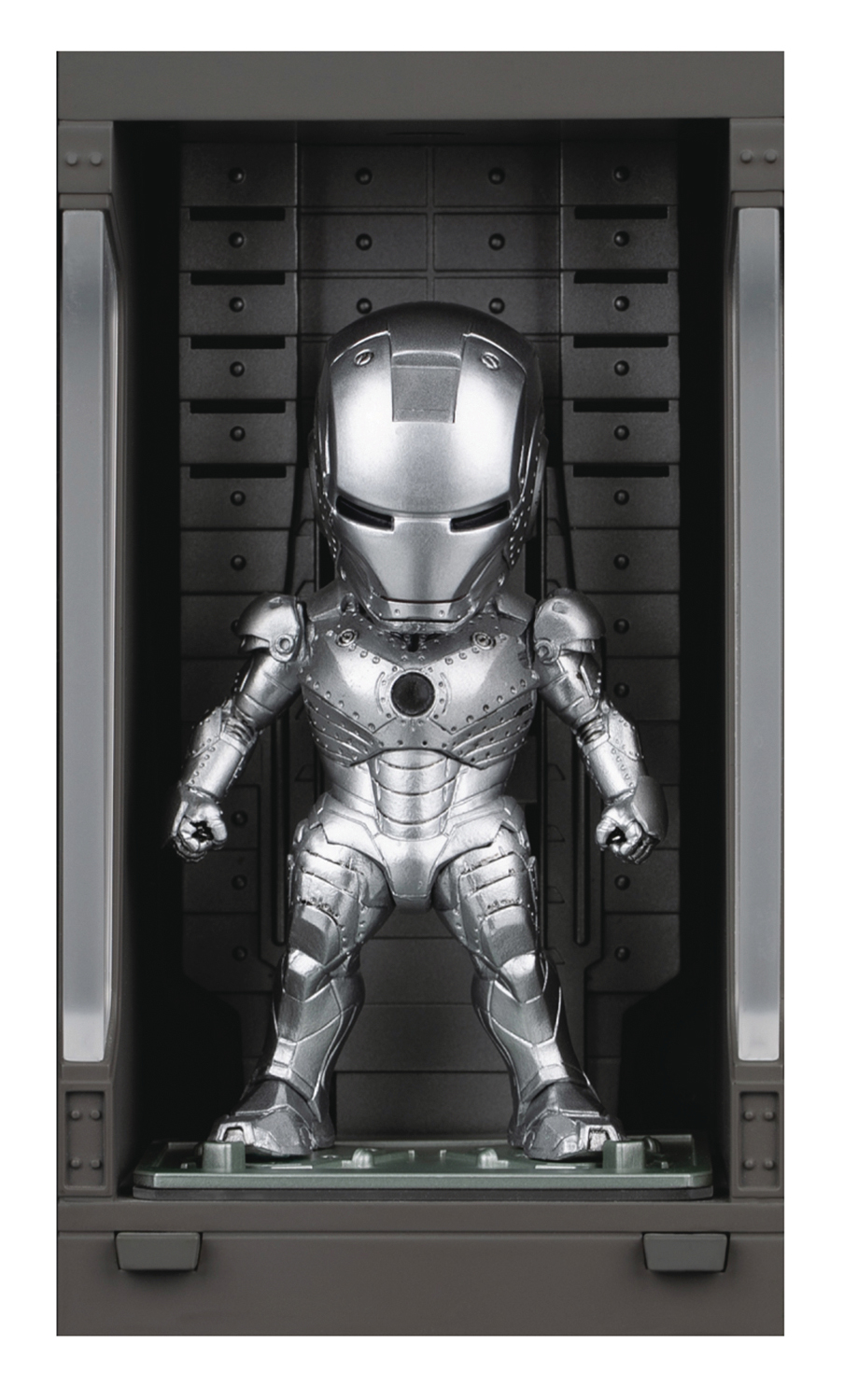 Beast-Kingdom USA | Iron Man 3 /Iron Man Mark III with Hall