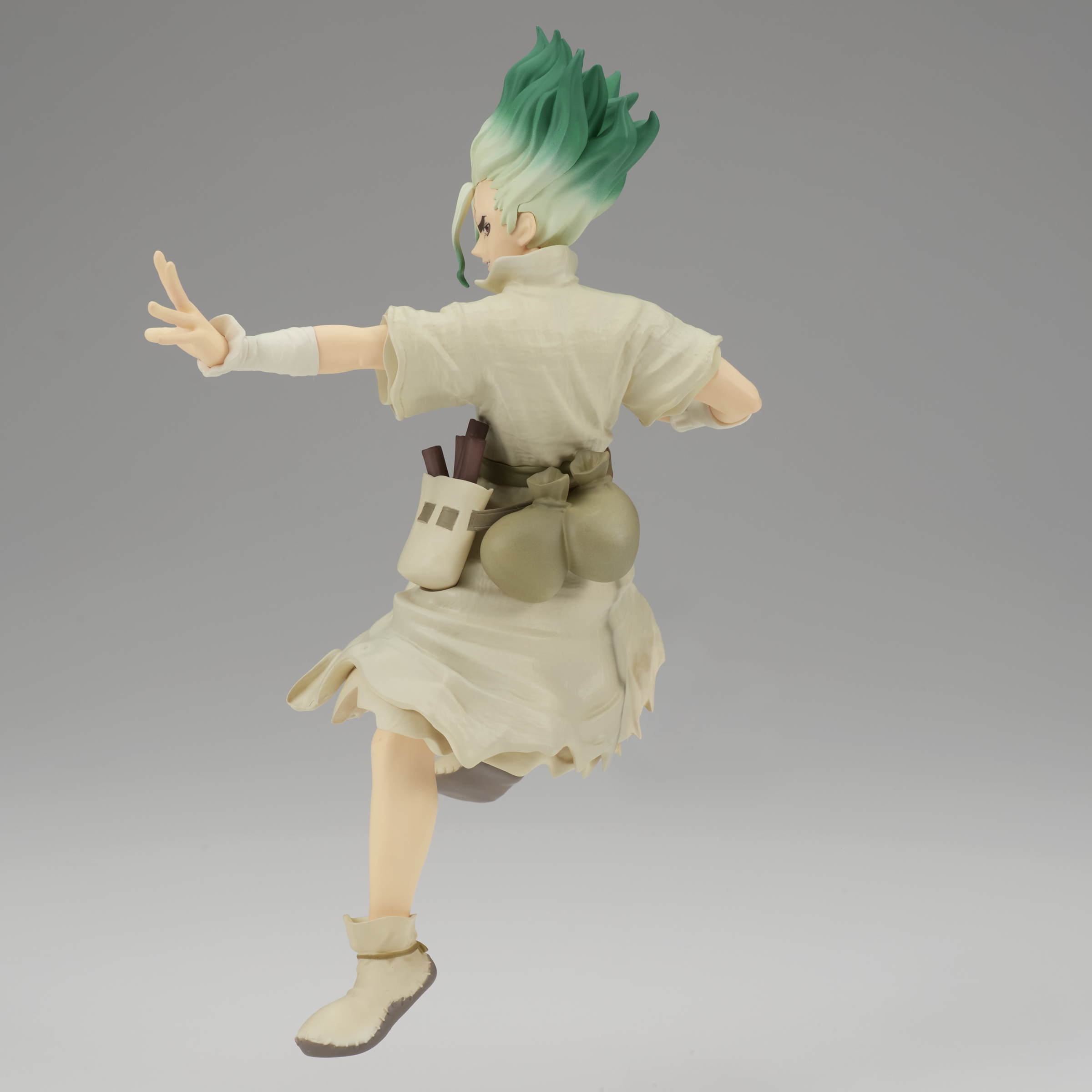 AUG228832 - DR STONE FIGURE OF STONE WORLD SENKU ISHIGAMI II
