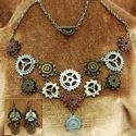 STEAMPUNK MULTI-GEAR NECKLACE & EARRINGS