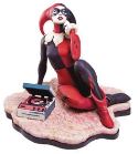 HARLEY QUINN WAITING FOR MY J MAN STATUE  (DEC168559) (