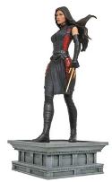 MARVEL GALLERY NETFLIX ELEKTRA PVC FIG