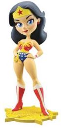 LYNDA CARTER AS WONDER WOMAN 7IN VINYL FIG