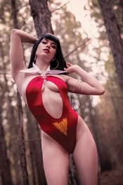 VAMPIRELLA #4 30 COPY COSPLAY VIRGIN INCV