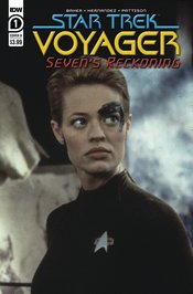 STAR TREK VOYAGER SEVENS RECKONING #1 (OF 4) CVR B PHOTO