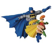 (USE JAN247477) DARK KNIGHT RETURNS BATMAN BLUE VER & ROBIN