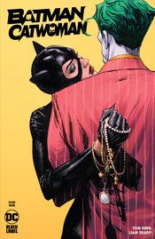 BATMAN CATWOMAN #9 (OF 12) CVR A MANN (MR)
