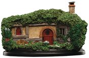 HOBBIT HOLE 34 LAKESIDE STATUE