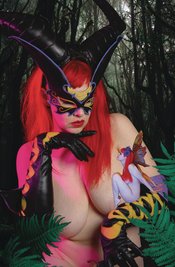 TAROT WITCH OF THE BLACK ROSE #140 COSPLAY (MR)