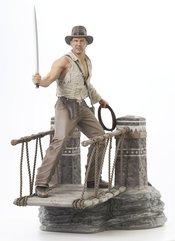 INDIANA JONES TEMPLE OF DOOM DLX GALLERY ROPE BRIDGE PVC STA