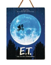 ET HANGING 3D WOODART