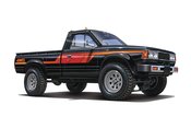 NISSAN 720 DATSUN TRUCK LIFT UP CUSTOM 82 1/24 MODEL KIT (NE