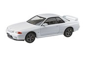 NISSAN R32 SKYLINE GT-R CRYSTAL WHITE 1/32 SNAP MODEL KIT (N
