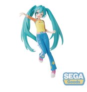 HATSUNE MIKU X LOVE & BERRY DRESS UP HATSUNE MIKU LOVE FIG (