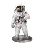 APOLLO 11 ASTRONAUT METAL MODEL KIT
