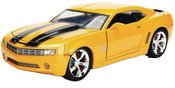 TRANSFORMERS 2006 CHEVY CAMARO W/ COIN 1/24 DIE-CAST VEH (NE