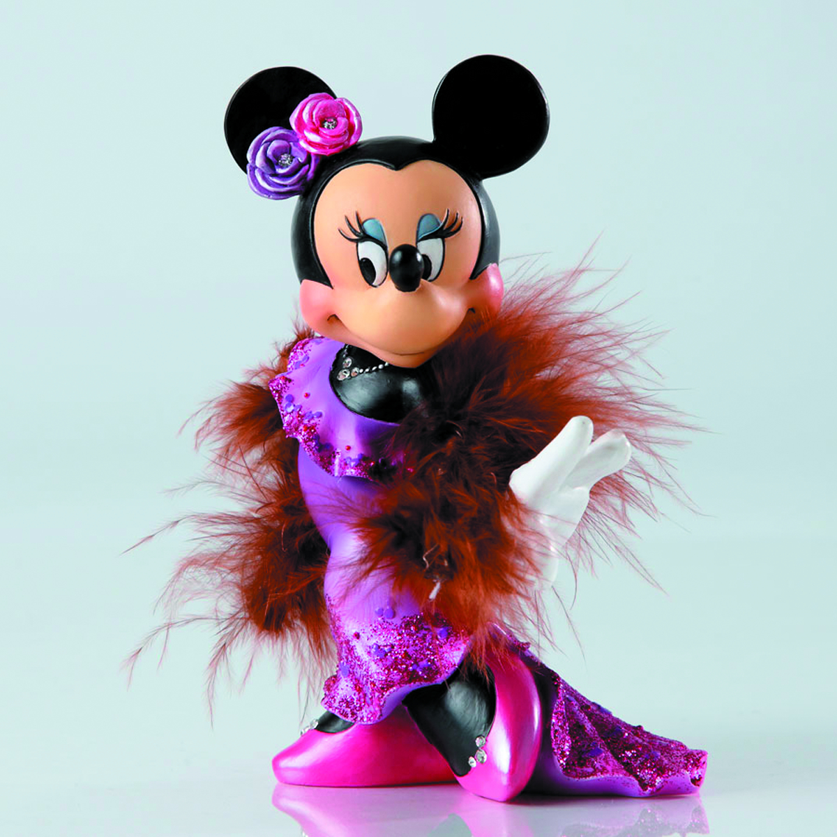 disney showcase collection minnie mouse