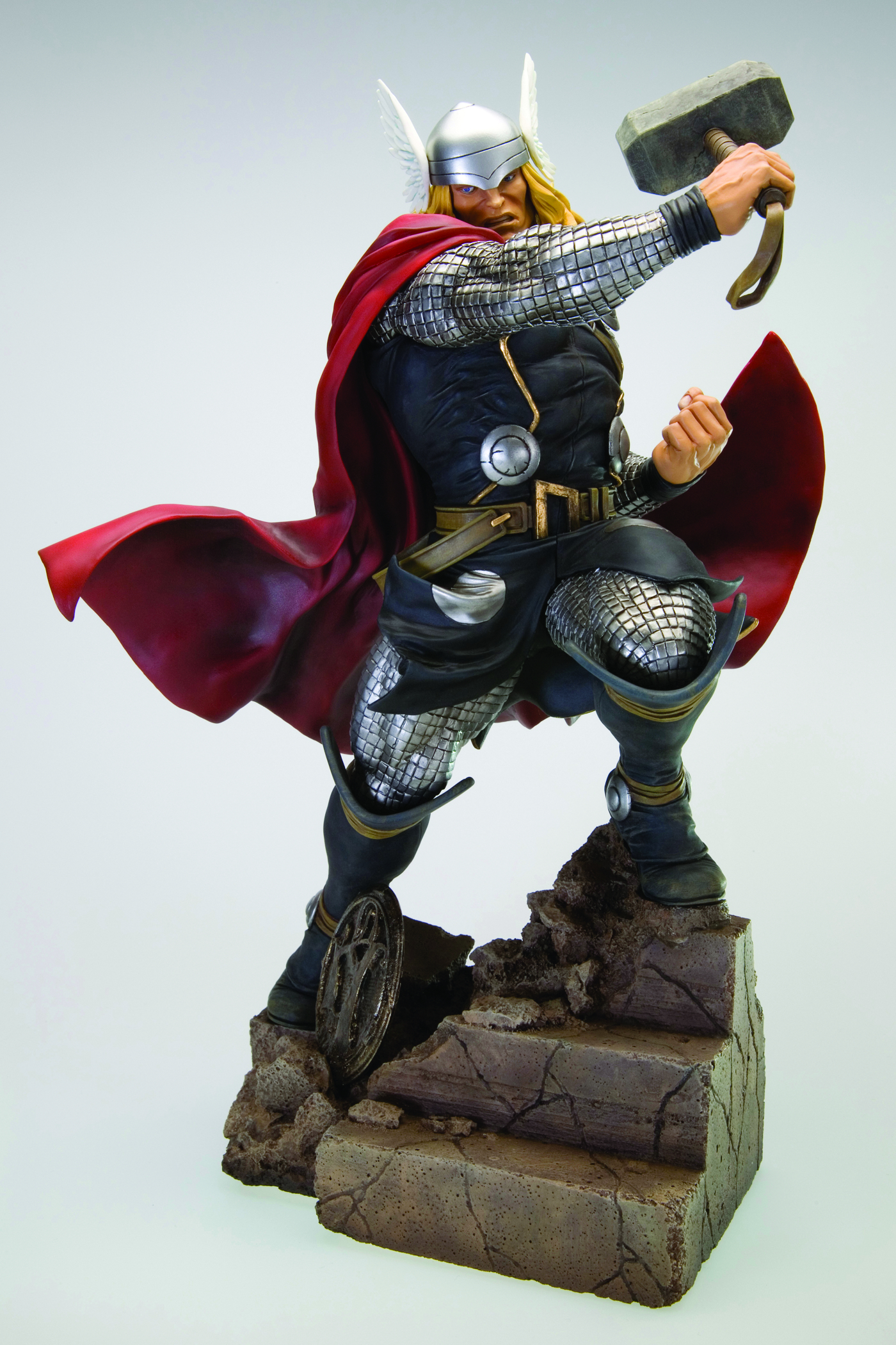 NOV091334 - AVENGERS REBORN THOR FINE ART STATUE - Previews