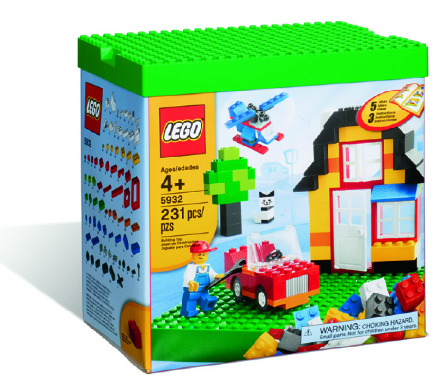 the first lego set