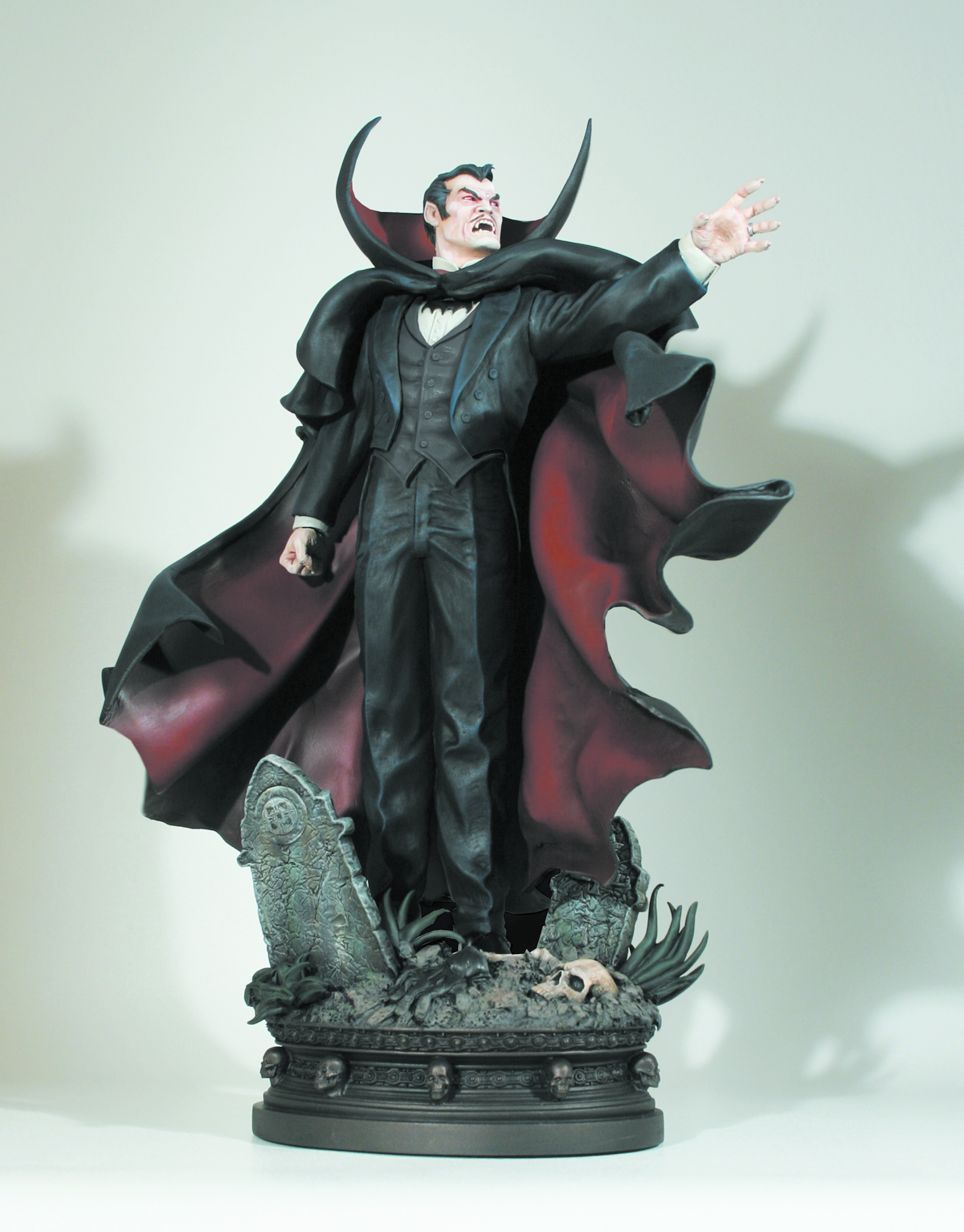 FEB131659 - TOMB OF DRACULA STATUE - Previews World