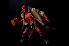 Page 2 for HELLBOY BPRD SHIRT VERSION PX 1/12 SCALE AF