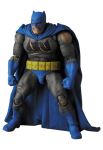 Page 4 for THE DARK KNIGHT RETURNS TRIUMPHANT BATMAN MAFEX AF