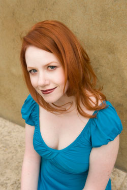 Richelle-Mead-Photo