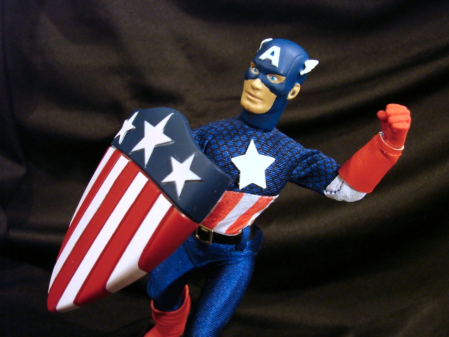 Captain America (Classic) Select Action Figure