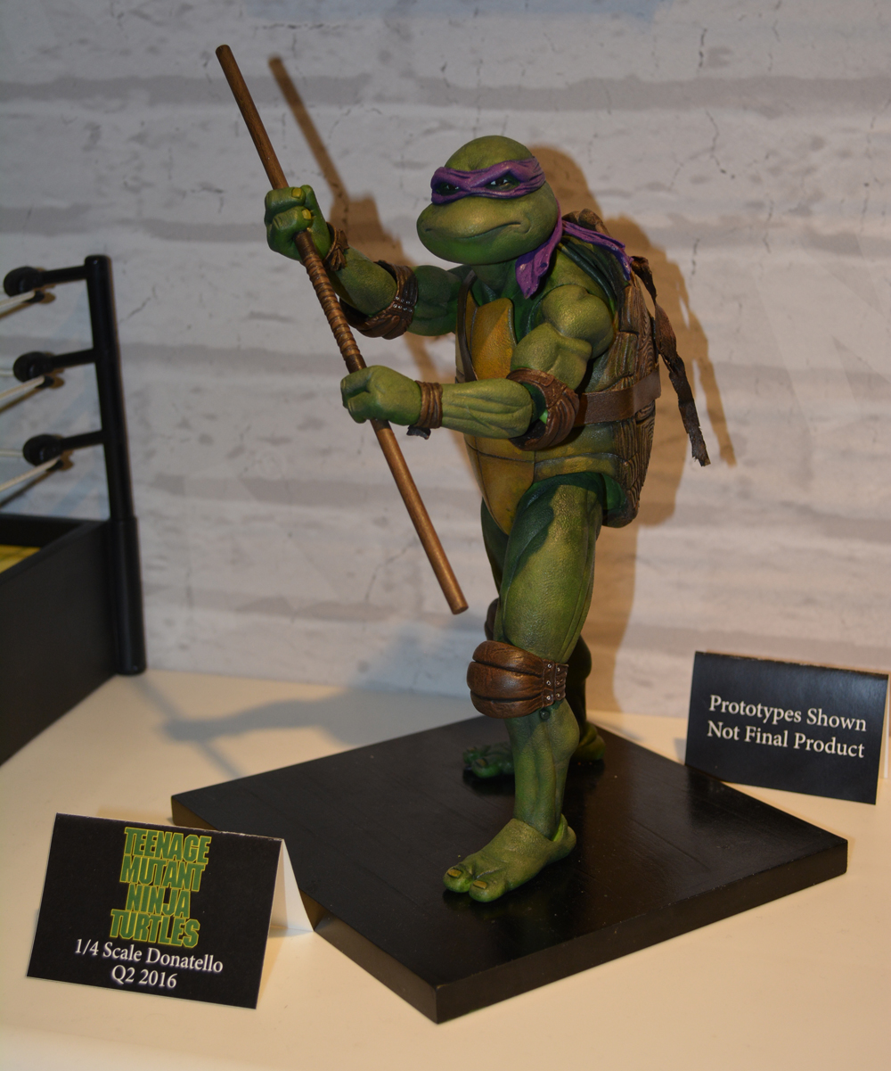 Teenage Mutant Ninja Turtles – 1/4 Scale Action Figure – Donatello - NECA
