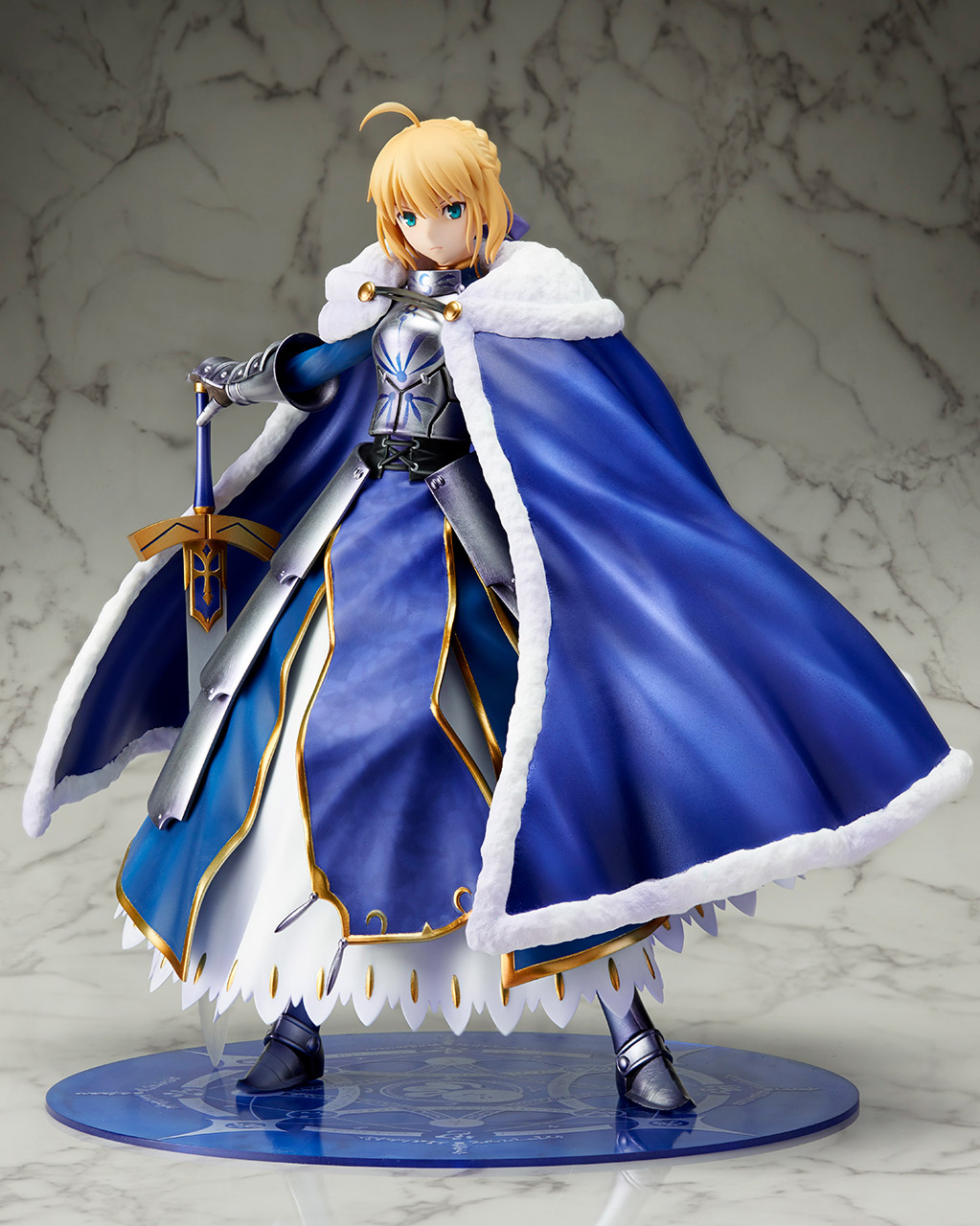 saber artoria figure.