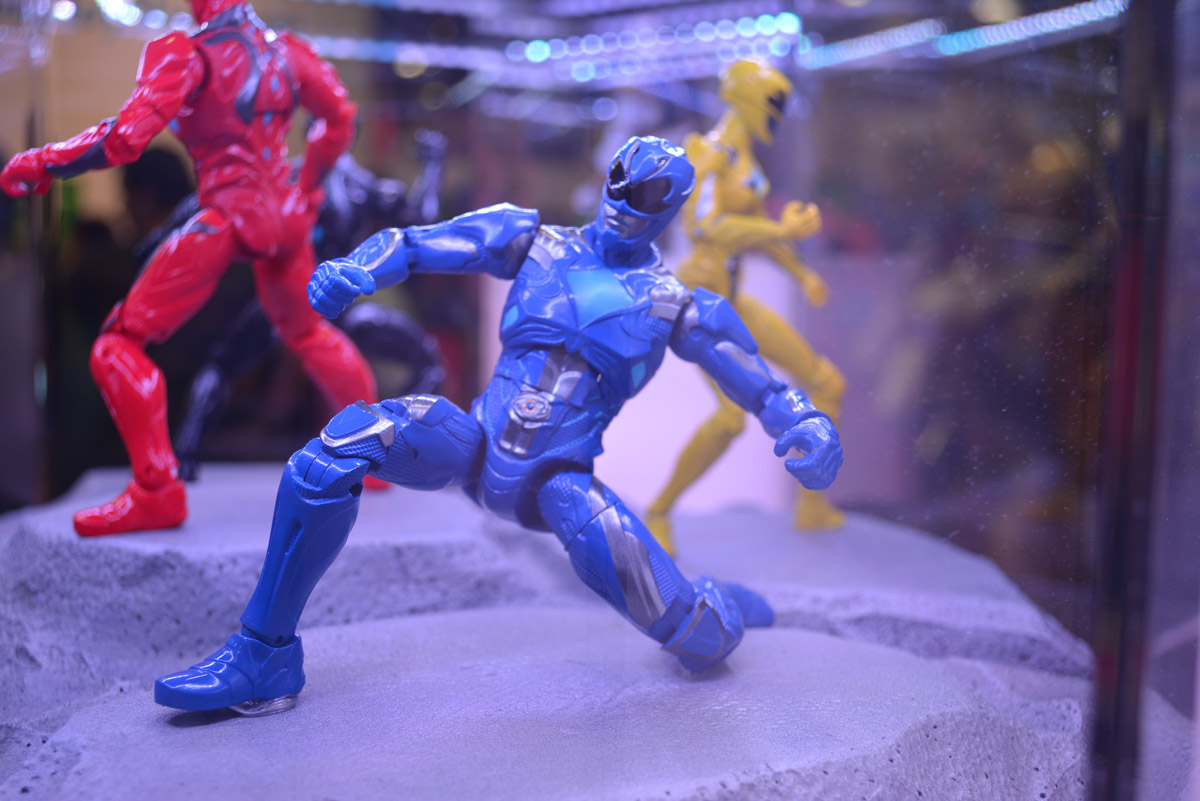 SDCC16: Power Rangers Action Figures Show New Movie Look - Previews World
