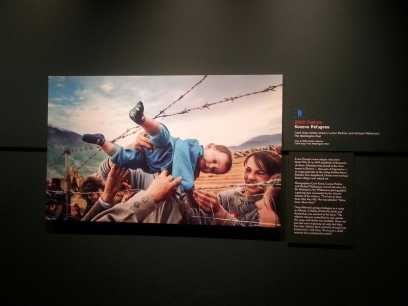 Newseum Pulitzer Exhibit - Kosovar Refugees