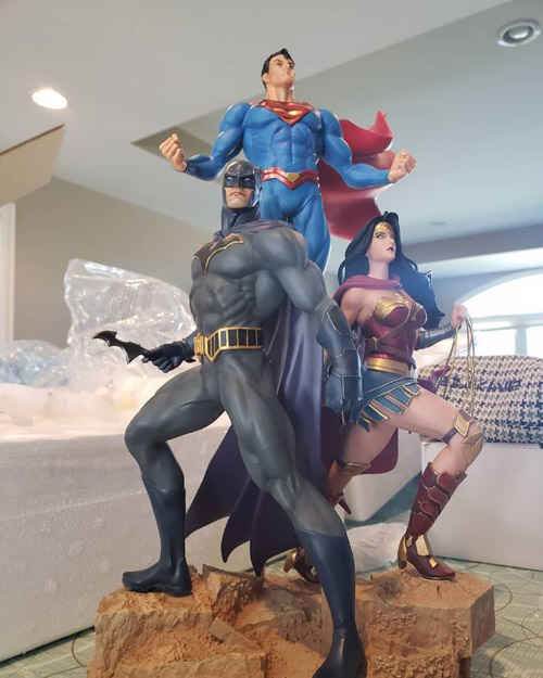 dc collectibles trinity statue
